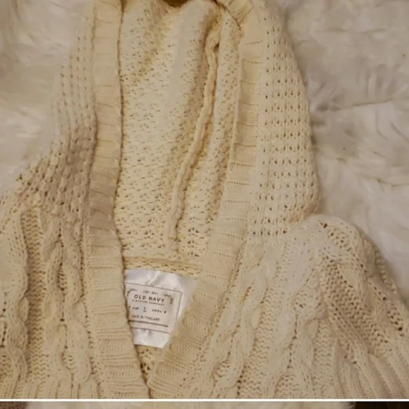 Old Navy Angora Wool Rabbit Cream Sweater Hoodie Textured Tight Knit Comfy Rare